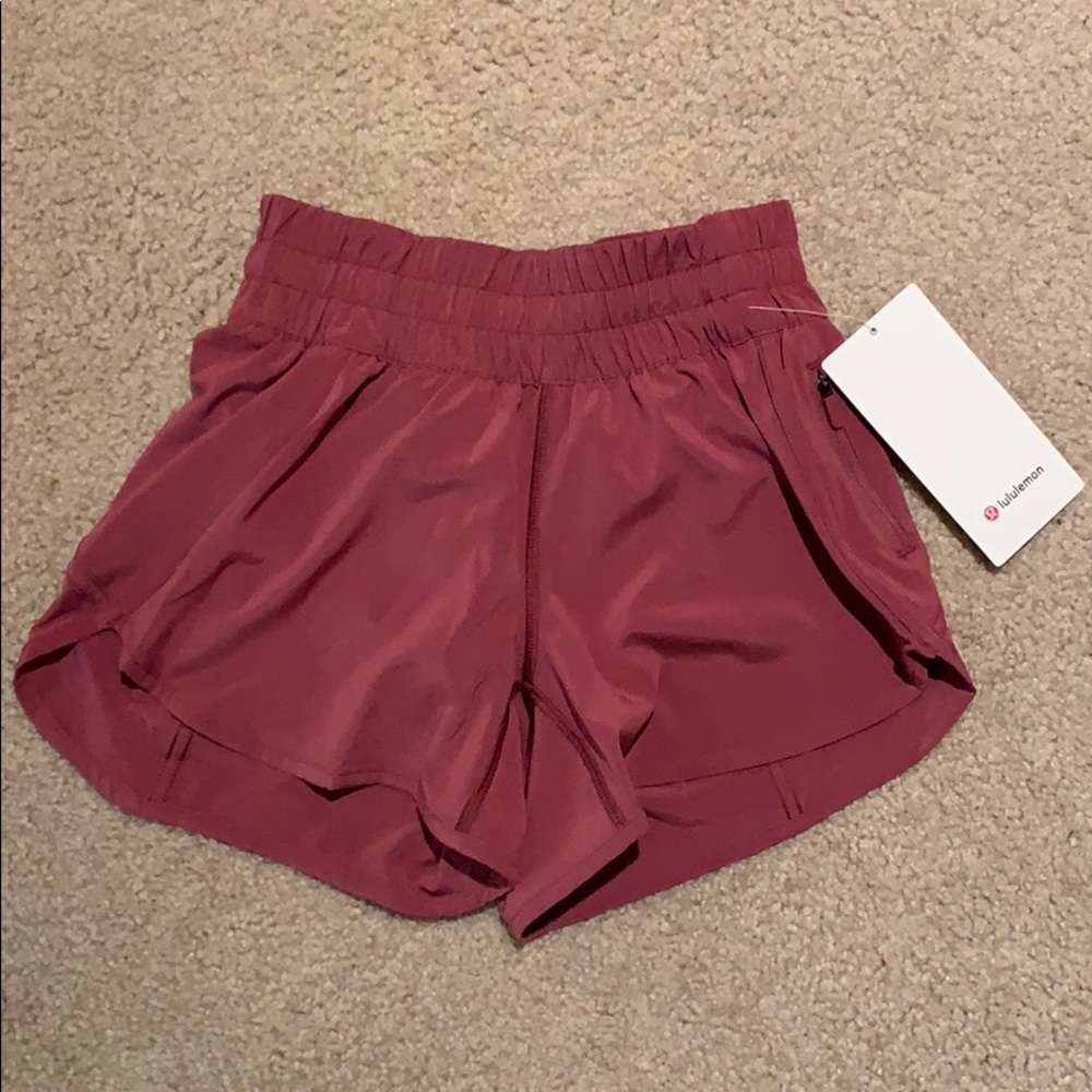 LULULEMON SHORTS